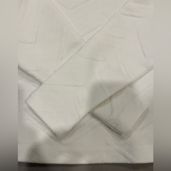 Reitmans White Cropped Sweater and Hyba Turtleneck - Picture 2 of 4